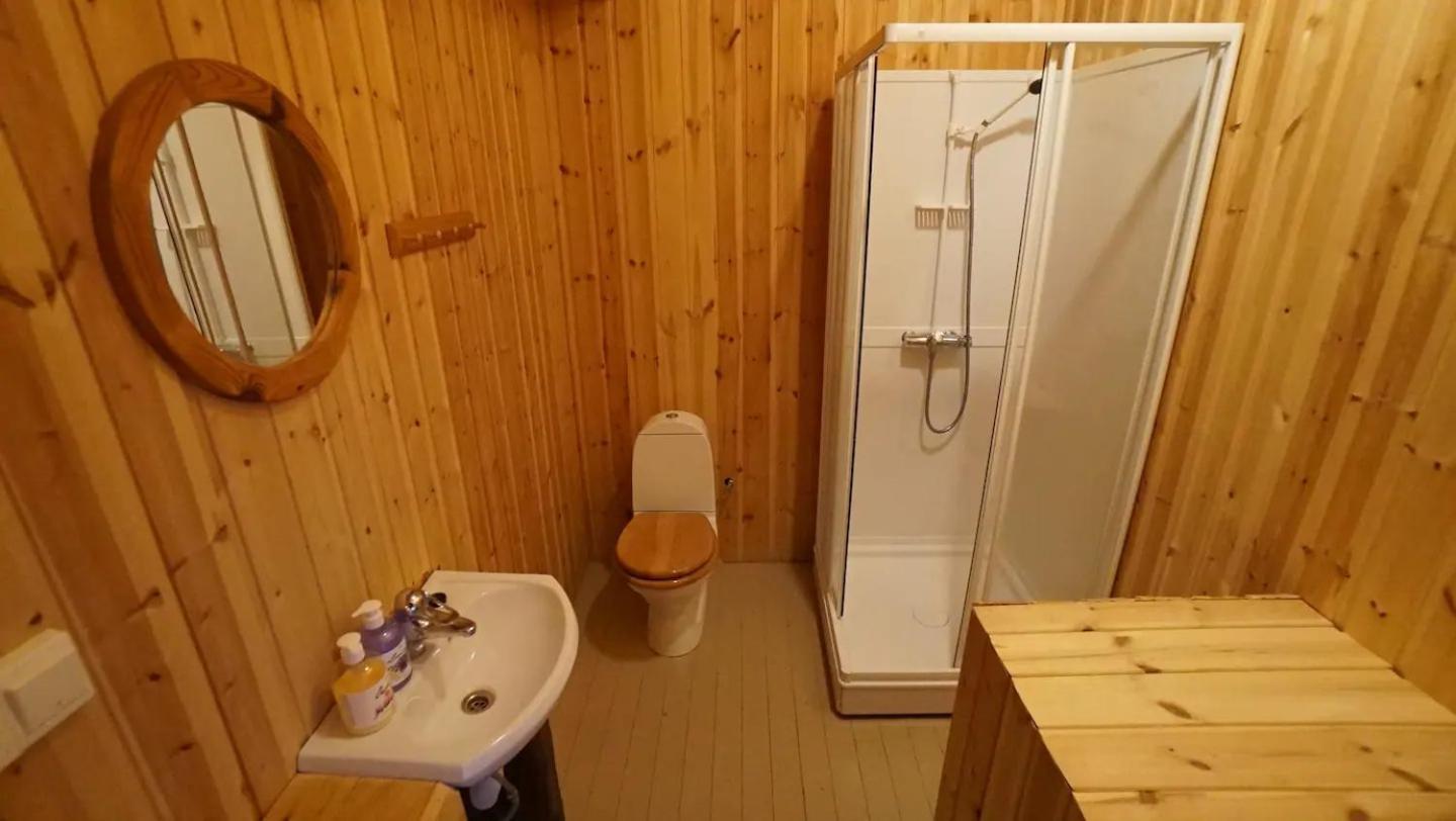 Real Fisherman'S Cabins In Ballstad, Lofoten Quarto foto